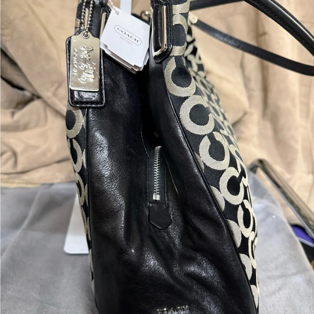 NWT Coach Madison Phoebe op art sateen shoulder bag 26448 - Picture 6 of 9